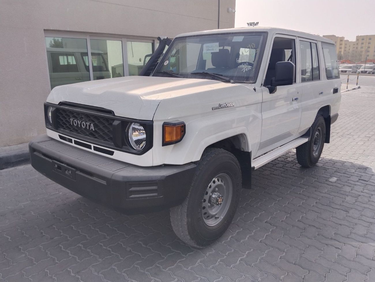 Toyota Land Cruiser NEW TOYOTA LAND CRUISER LC 76 LX 4.2L V6 DIESEL 4WD MODEL 2025