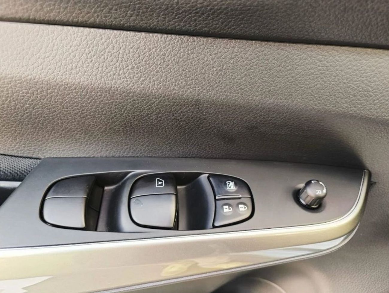 Nissan XTerra NISSAN X-TERRA 4WD SE 2.5L V4 7SEATS AT 2023