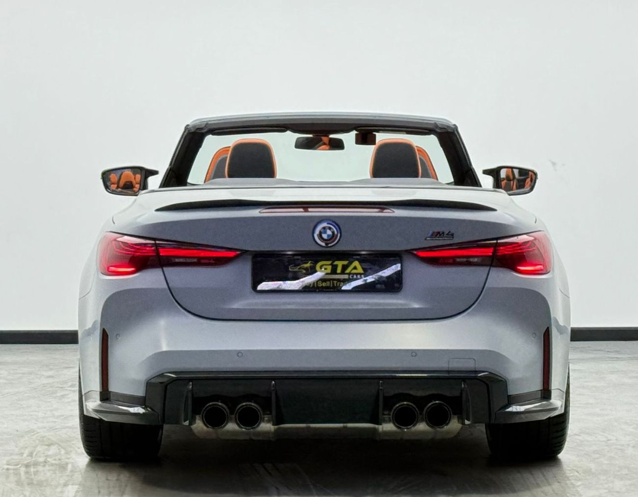 BMW M4 Competition 3.0L 2025 BMW M4 Competition Convertible, Warranty, Very Low Km, Excellent Condition, Ko