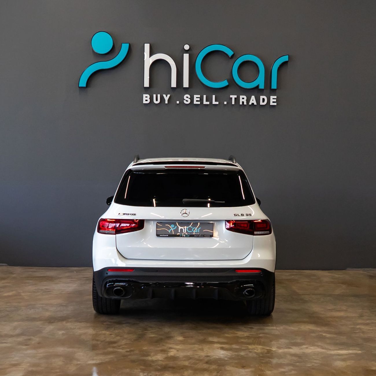 Mercedes-Benz GLB 35 AMG 4MATIC 2.0L (302 HP) AED 3,353 pm • 0% Downpayment • Mercedes GLB 35 AMG • 1 Year Warranty