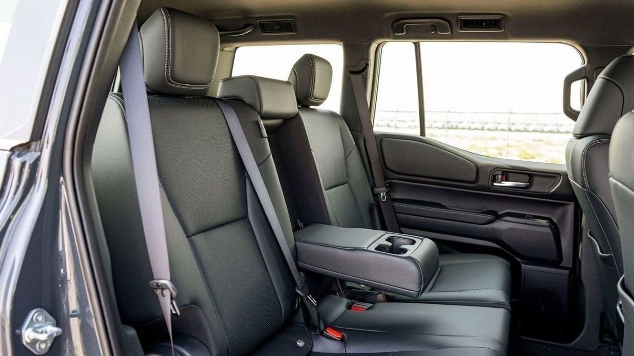 تويوتا برادو 250 TXL 2.7P AT LIMITED – GREY