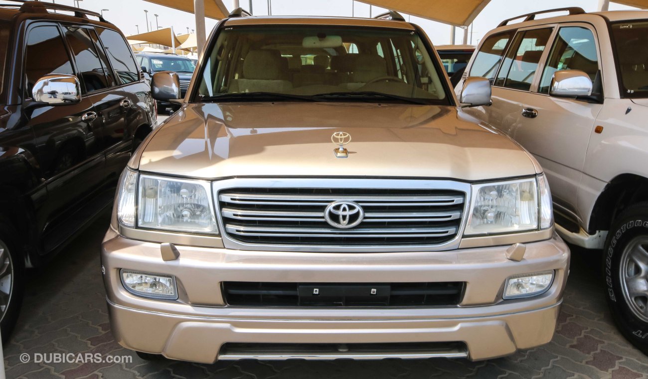 Toyota Land Cruiser VXR V8