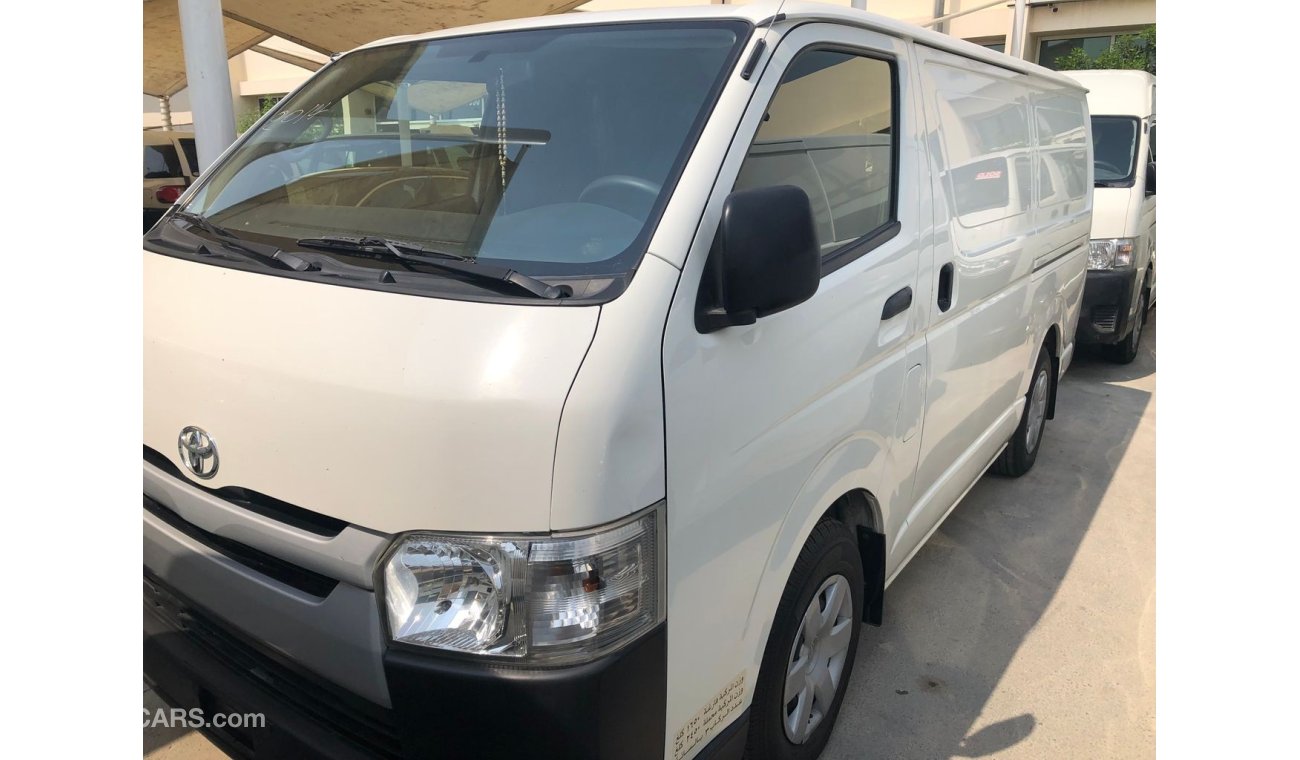 Toyota Hiace 2014. excellent condition