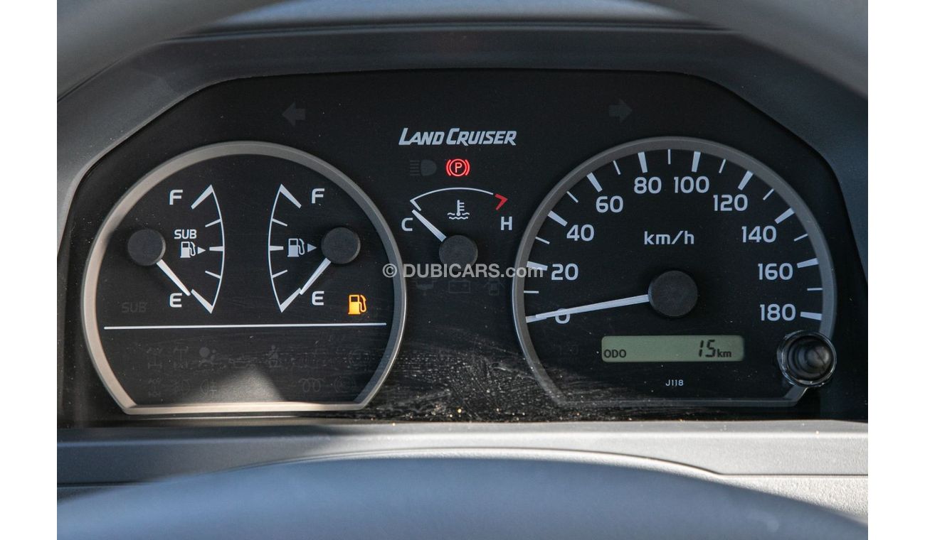 Toyota Land Cruiser Pick Up LAND CRUISER HZJ79 4.2L SC BASIC MANUAL TRANSMISSION*EXPORT ONLY*