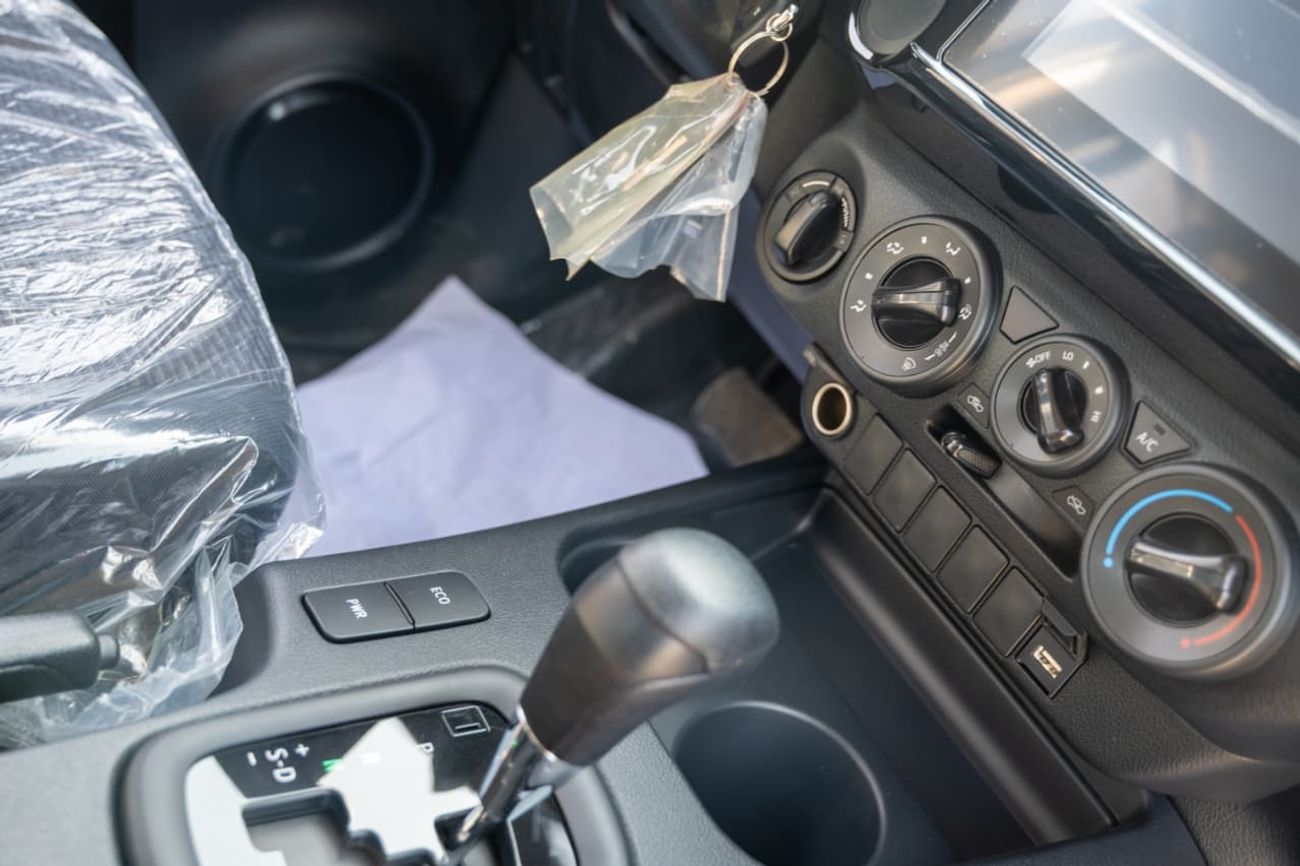 تويوتا هيلوكس 2.7L Medium Grade | Double Cabin | 4x4 | Automatic | Petrol