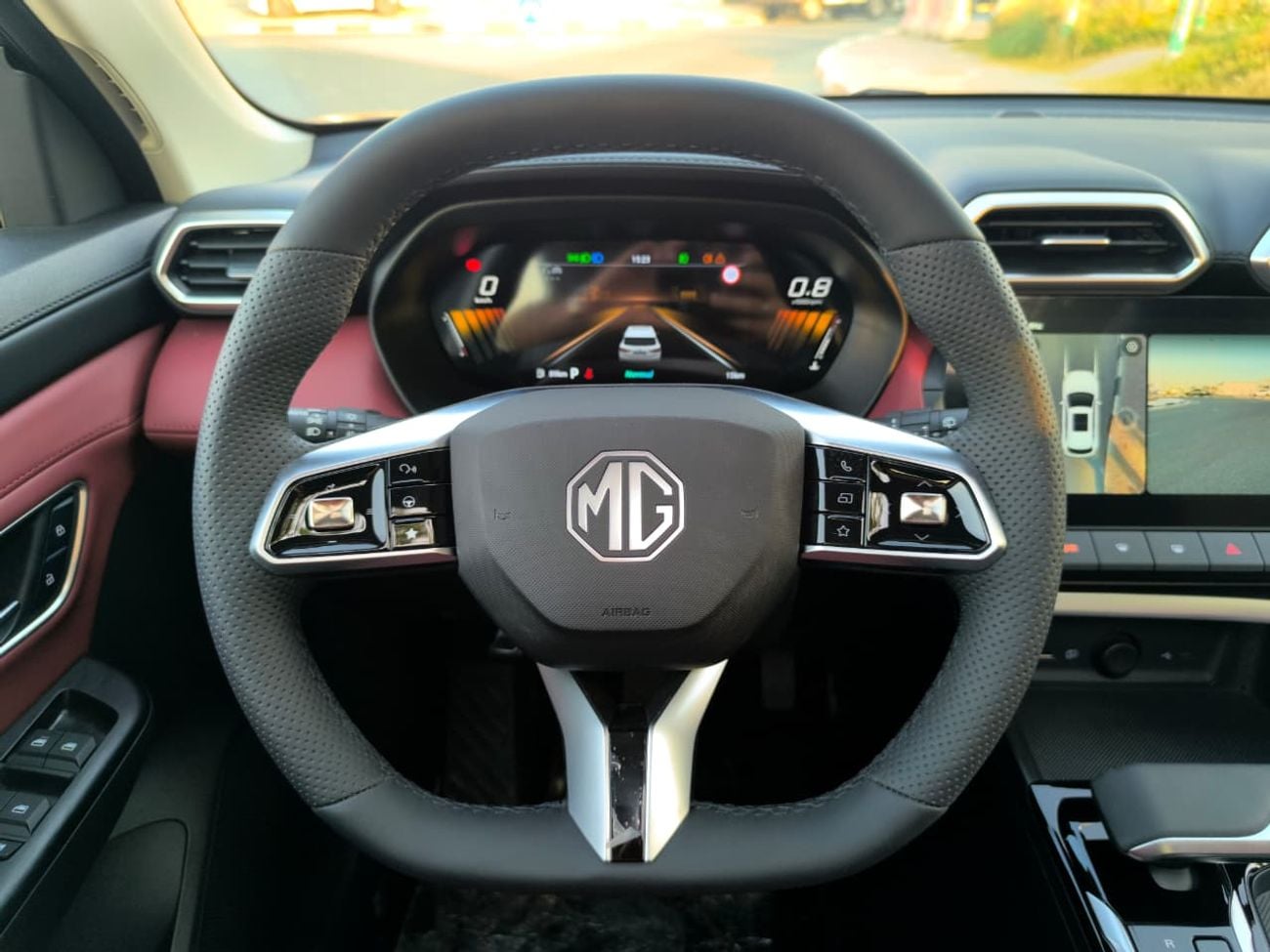 MG ZS LUX MG ZS 1.5 Turbo Engine New Shape GCC Specs Full Option 2025 Model Brand New
