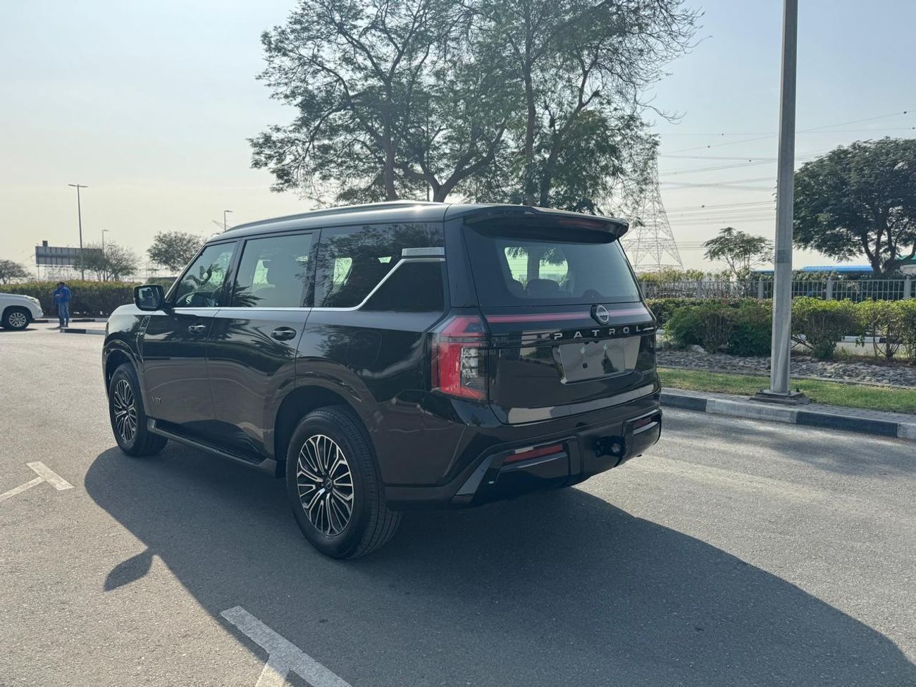 نيسان باترول LE TITANIUM