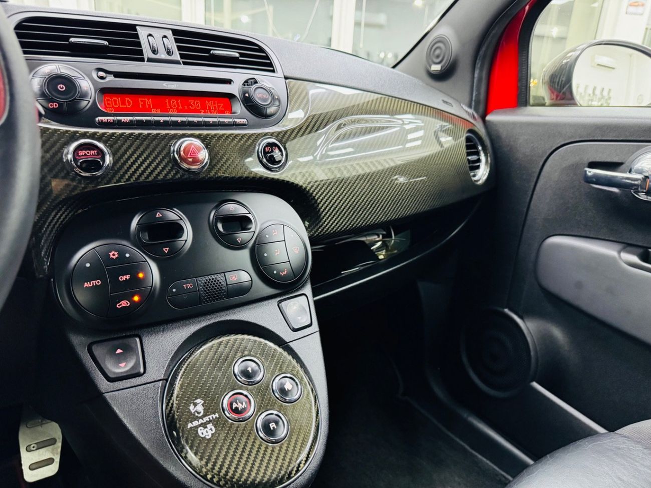 فيات 500 Abarth GCC .. Ferrari Edition .. 695 ..