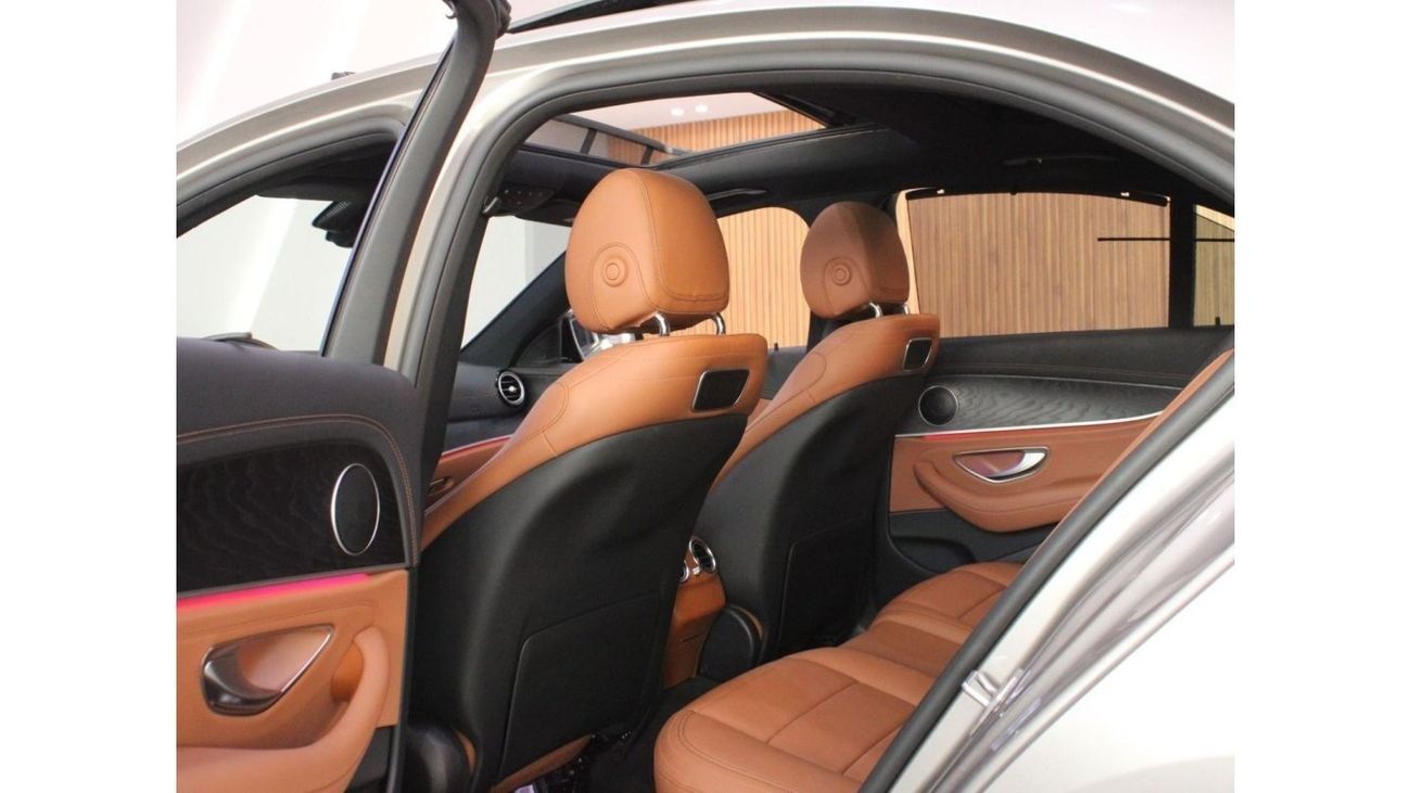 مرسيدس بنز E300 بريميوم