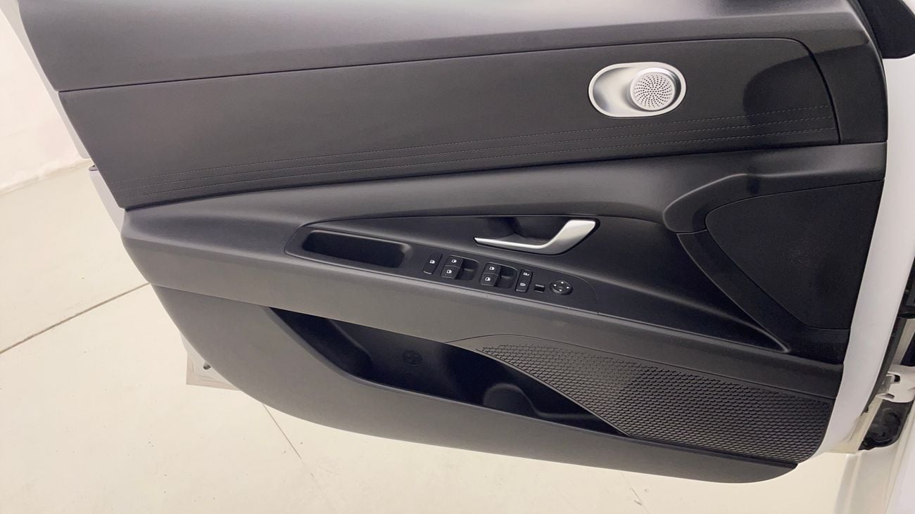 هيونداي إلانترا SMART 1.6 | بدون دفعة مقدمة | اختبار القيادة في المنزل