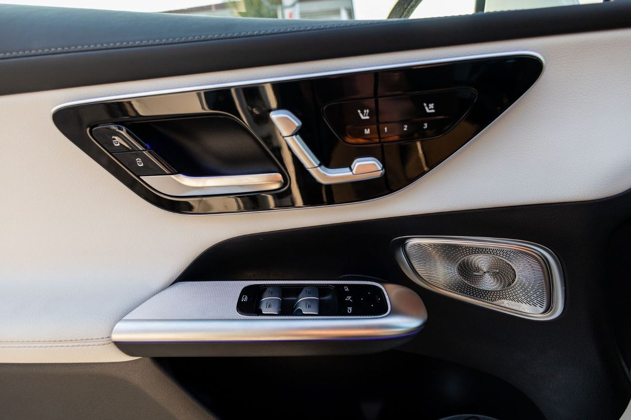 مرسيدس بنز GLC 300