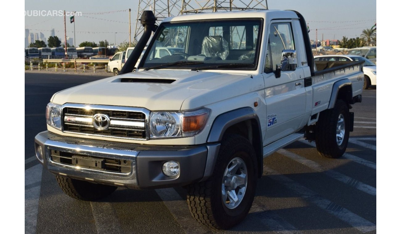 Toyota Land Cruiser Pick Up SINGLE CABIN