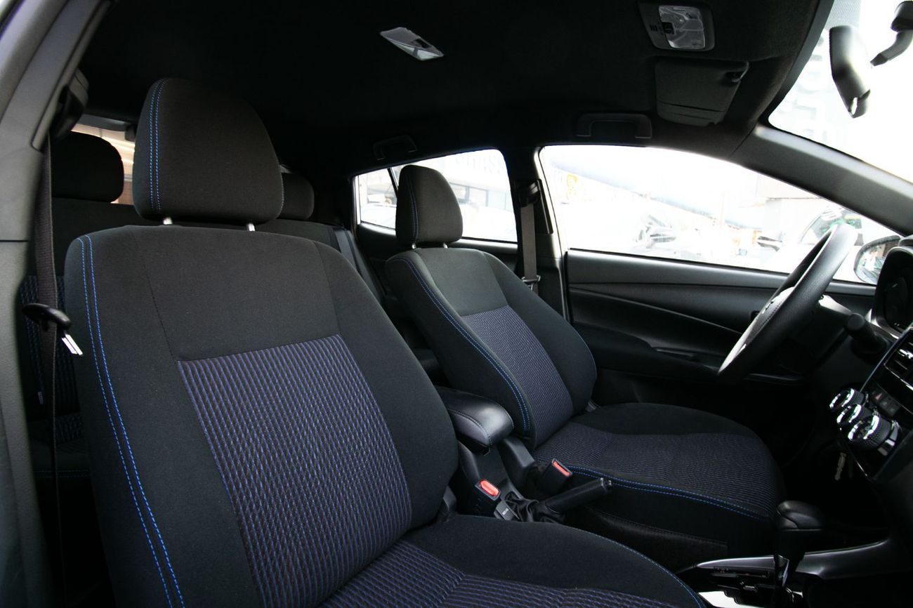 Toyota Yaris Yaris 1.3 Hatchback 2025