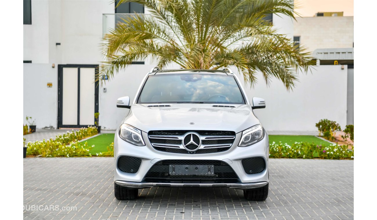 Mercedes-Benz GLE 400 Full Agency Service History! - Under Warranty! - Only AED 3,897 Per Month