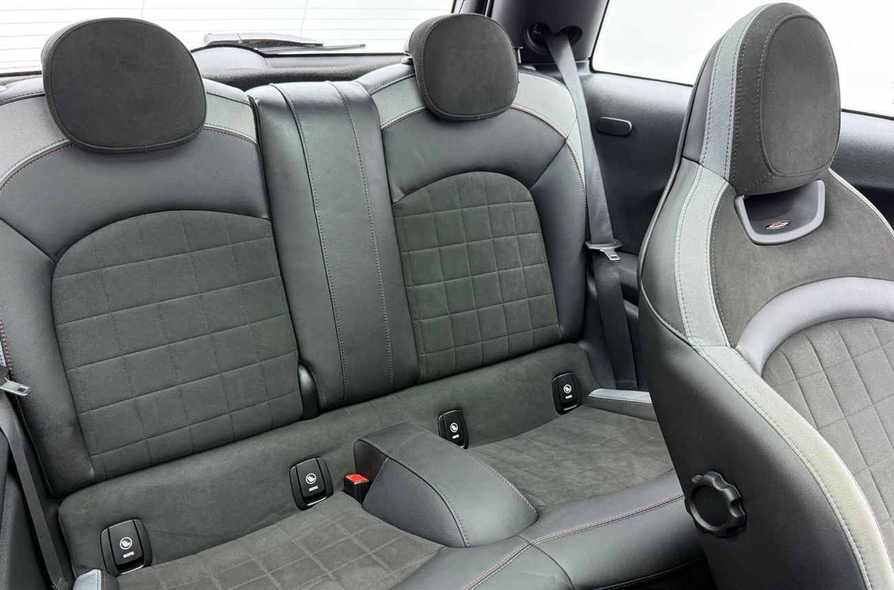 Mini Cooper John Cooper Works 2.0L (231 HP) 2022 Mini Cooper JCW, Warranty, Full Mini Service History, Excellent