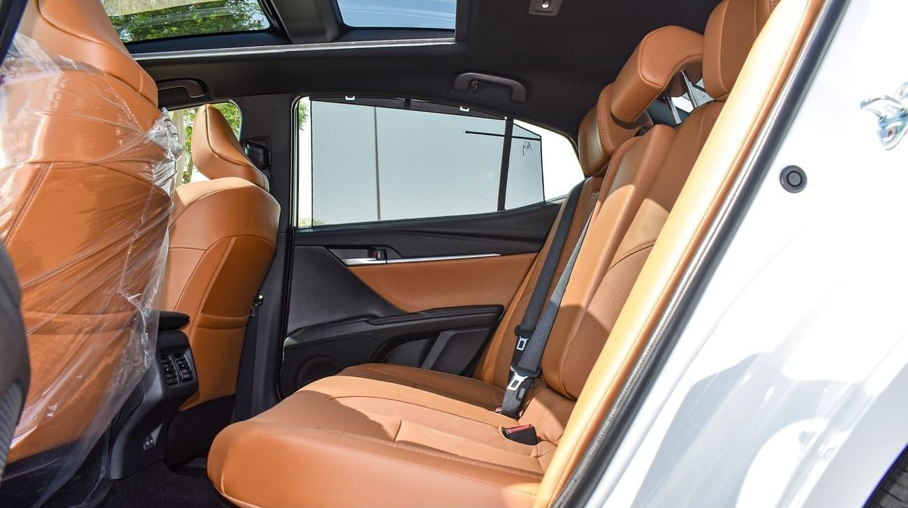 Toyota Camry Lumiere 2.5L Hybrid