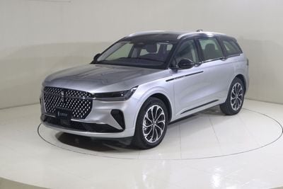 Lincoln Nautilus RESERVE I NAU325 / AL TAYER MOTORS AL QOUZ SHOWROOM