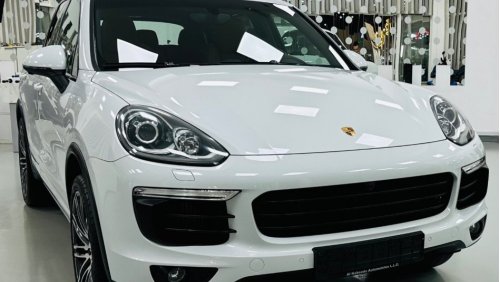 Porsche Cayenne S GCC .. FSH .. Warranty … Original Paint .. Top Range