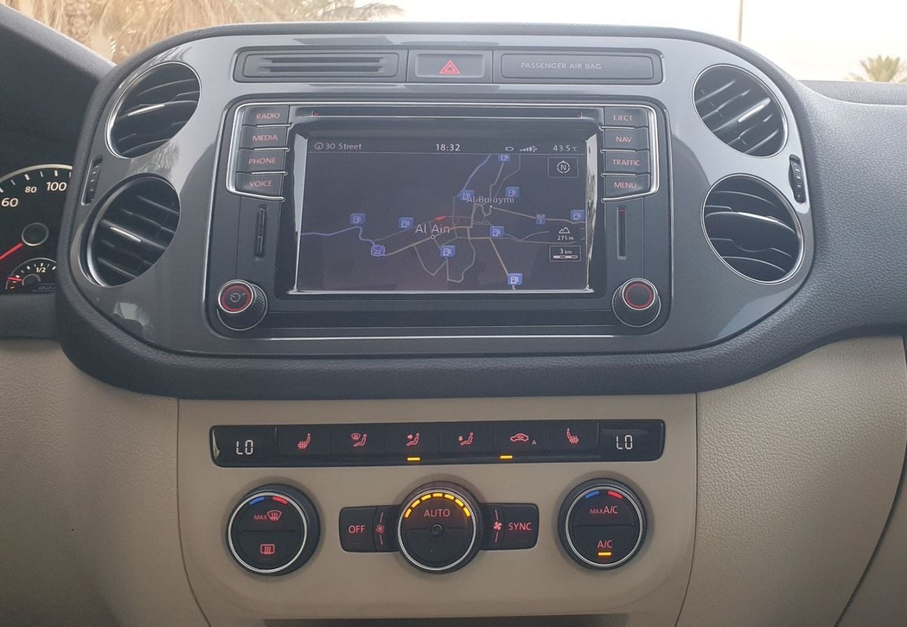 Volkswagen Tiguan SEL Track & Style