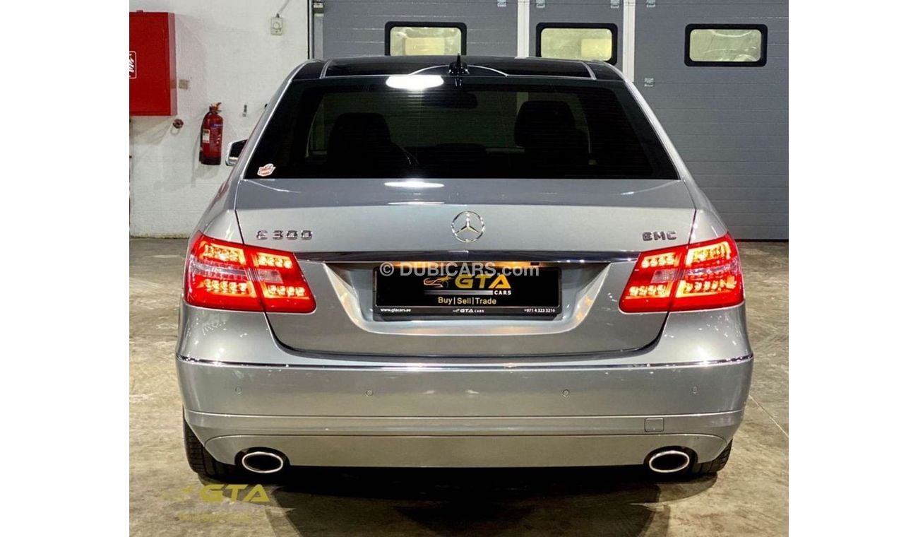 مرسيدس بنز E300 2011 Mercedes E300, Service History, GCC, Immaculate Condition