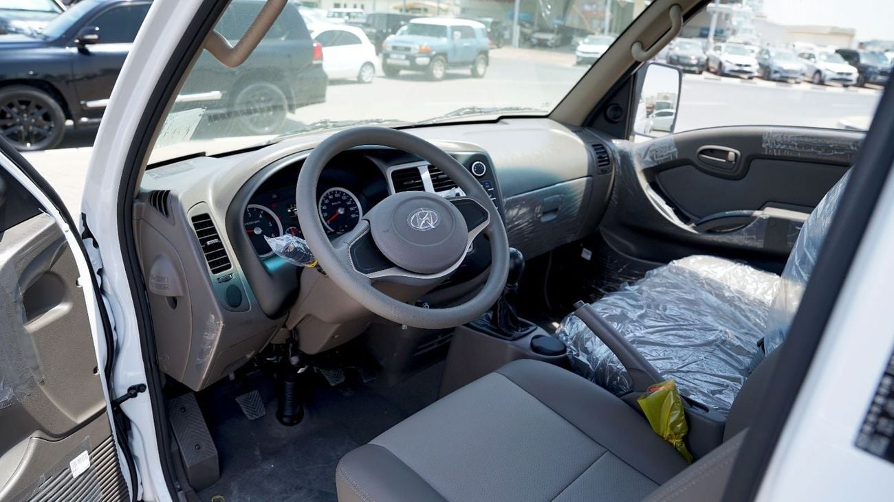 Hyundai H100 STD 2.6L Diesel | Long Wheelbase Pick-Up | 3-Seater | Manual Transmission