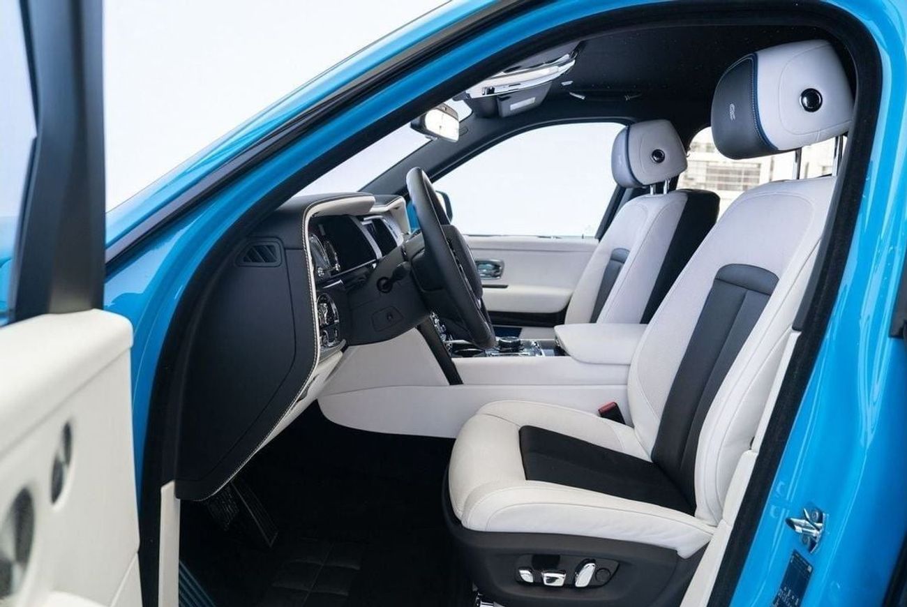 Rolls-Royce Cullinan BLACK BADGE