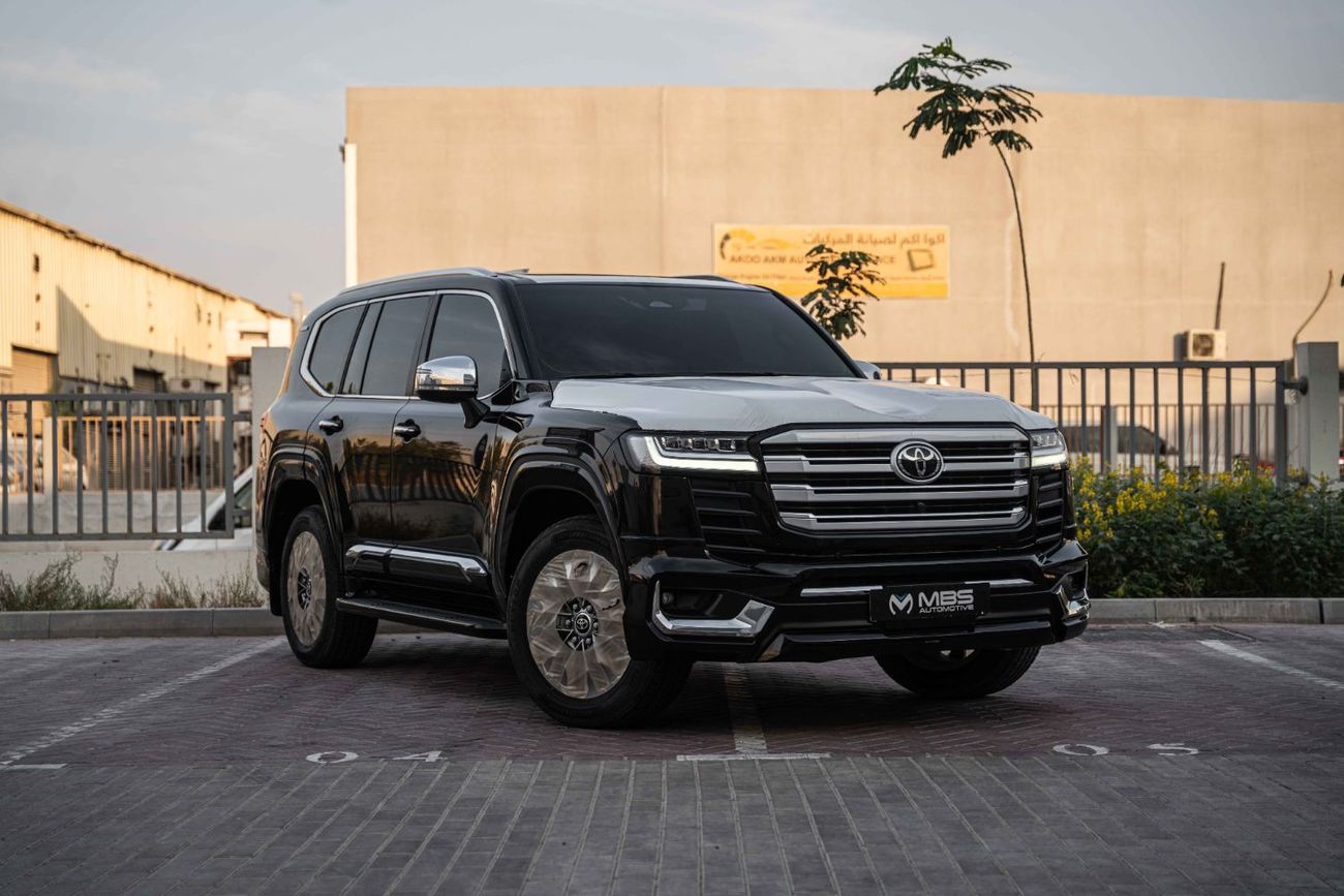 Toyota Land Cruiser 3.3L DIESEL VXR FULL OPTION WITH VIP MBS AUTOBIOGRAPHY 4 SEATER + MASSAGE FUNCTION AND ROOF STAR LIG