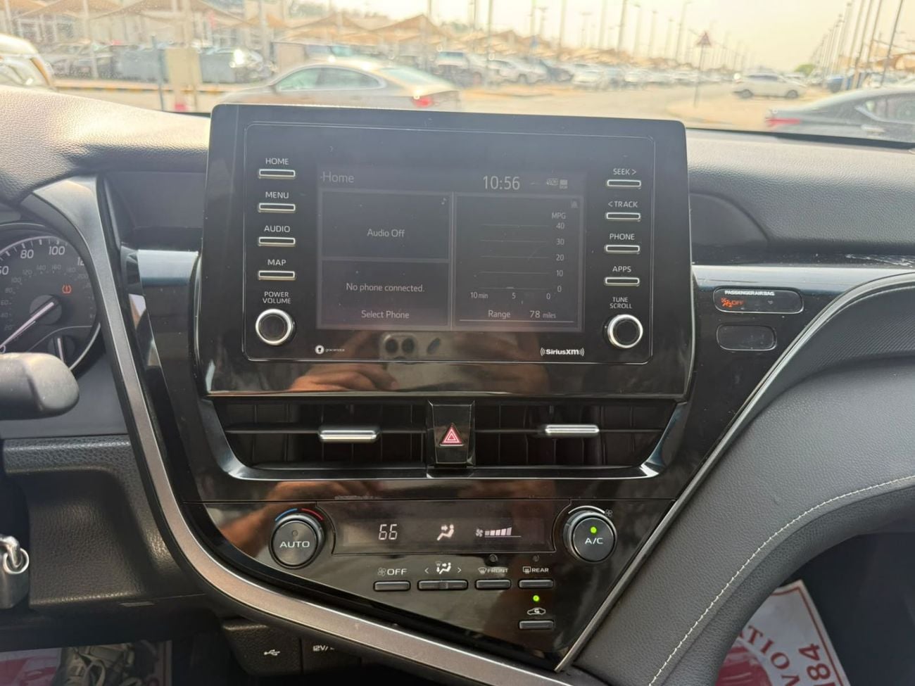 Toyota Camry SE