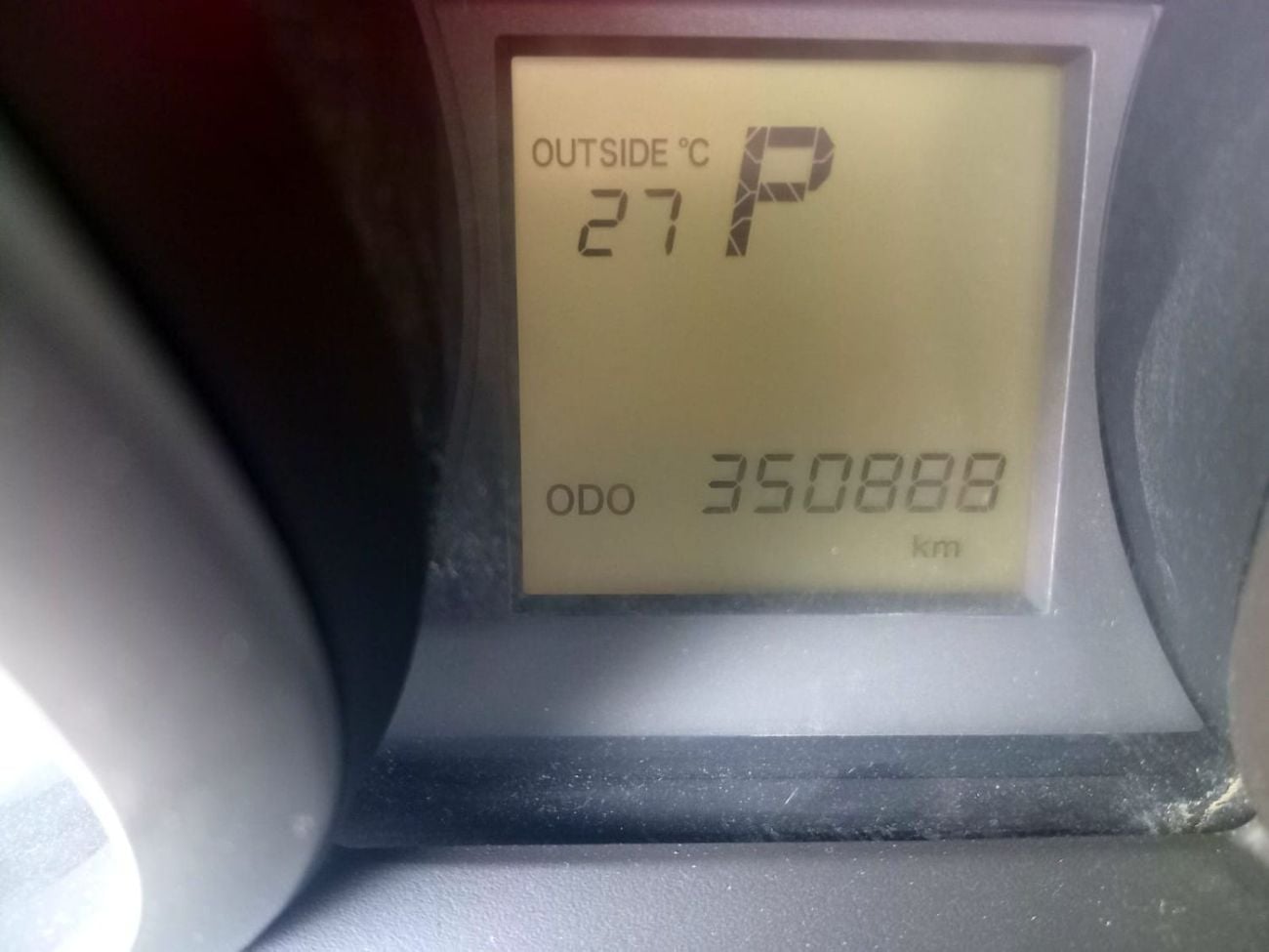 تويوتا برادو 2.7L 4WD PETROL TXL AUTOMATIC TRANSMISSION