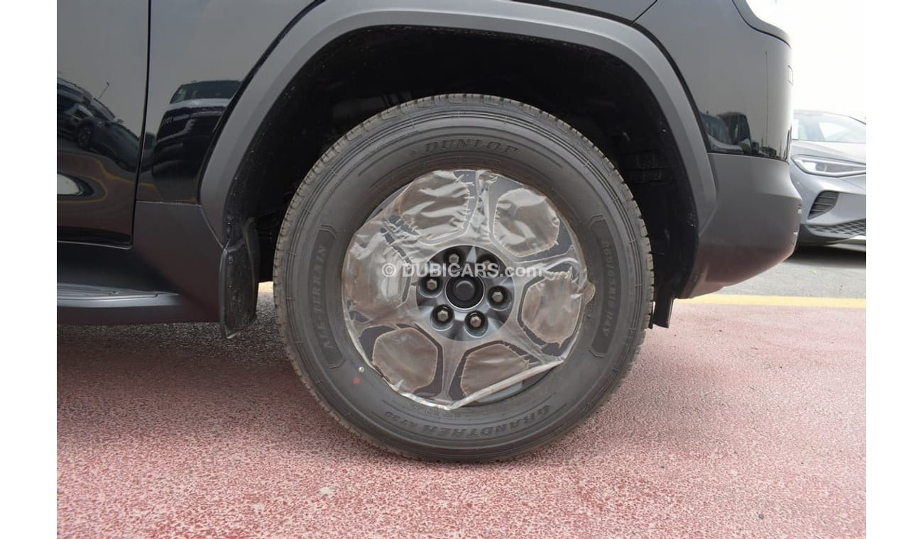 Toyota Land Cruiser GR SPORT 3.3L DSL A/T Floor 23YM -5 STR - BLK (EXPORT OFFER)