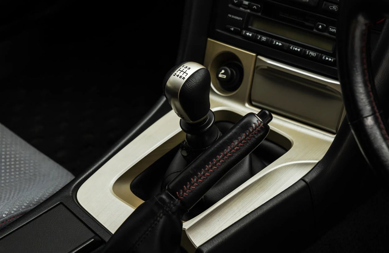 نيسان سكايلاين 2.6L I-6 Turbocharged Engine