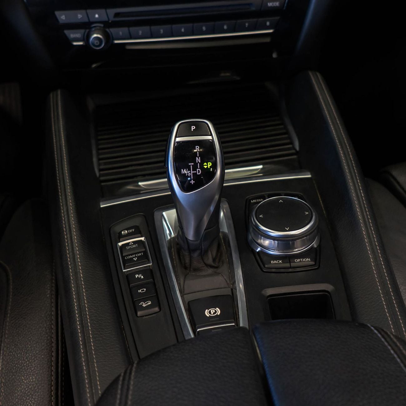 BMW X6 xDrive 35i 3.0L AED 1,632 P.M • 0% Downpayment • X6 xDrive35i M Sport • Clean Title • 1 Year Warrant