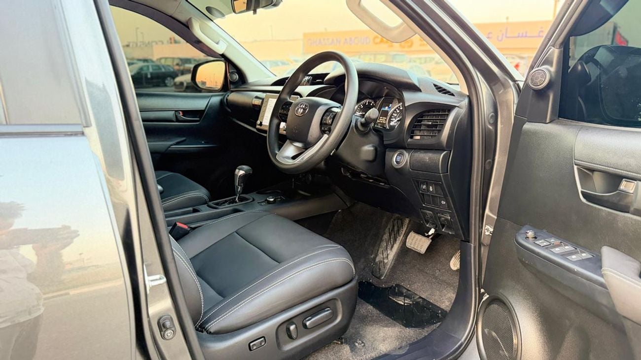 Toyota Hilux HYBRID DIESEL ENGINE | PUSH START | POWER SEAT | 2024 | AUTOMATIC | RHD
