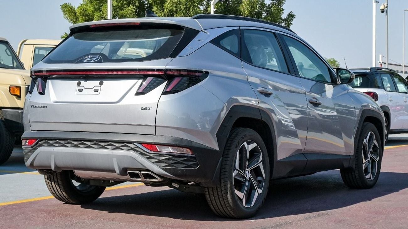 Hyundai Tucson Premium 1.6L full options 1.6L
