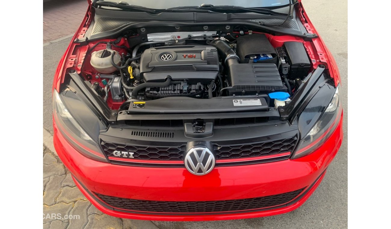 فولكس واجن جولف Volkswagen Golf GTI_Gcc_2016_Excellent_Condition _Full option