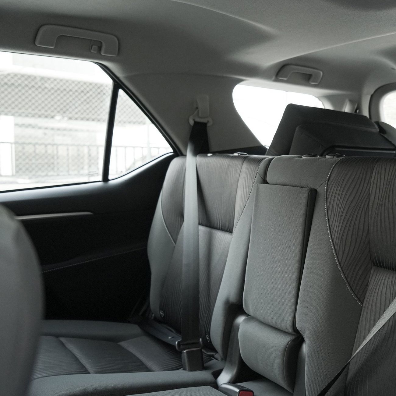 Toyota Fortuner 2.7 L | v4 | Petrol | Auto AC | Export Only