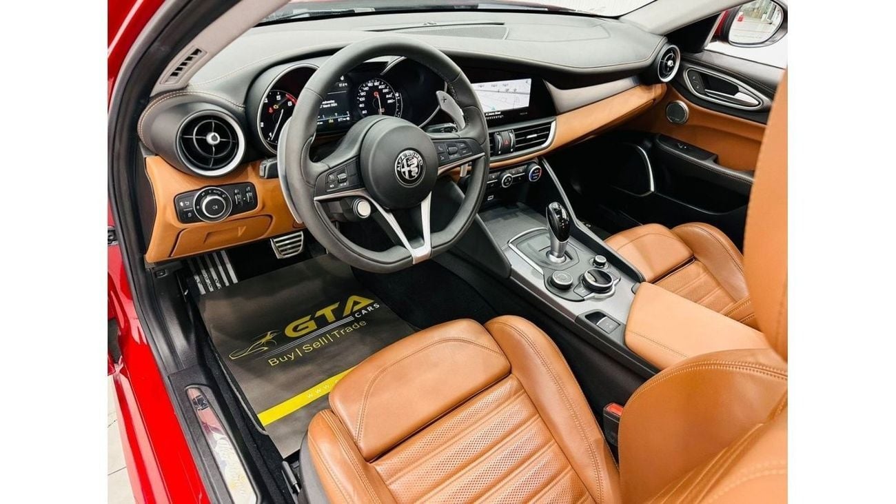 Alfa Romeo Giulia 2020 Alfa Romeo Giulia Veloce, DEC 2025 Agency Warranty + Service Contract, Full Agency Service Hist