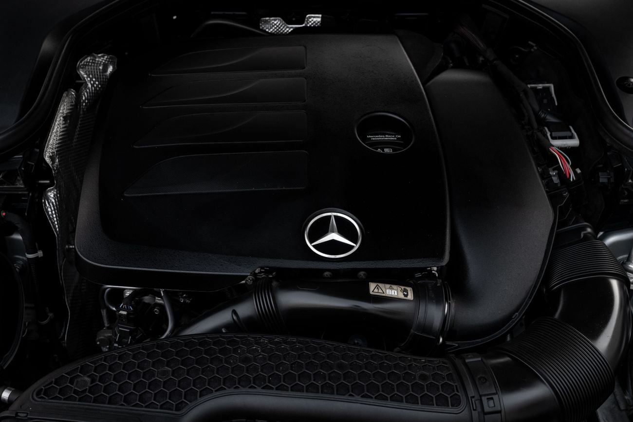 Mercedes Benz E200 E200 Premium | 3,819 P.M | 0% Downpayment | Perfect Condition!