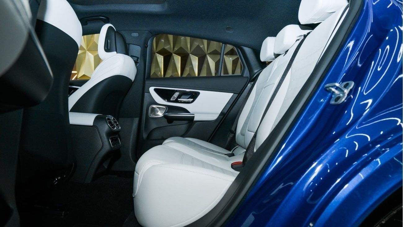 Mercedes-Benz GLC 300 MERCEDES-BENZ GLC 300 | 2024 2.0  4 CYLENDRE