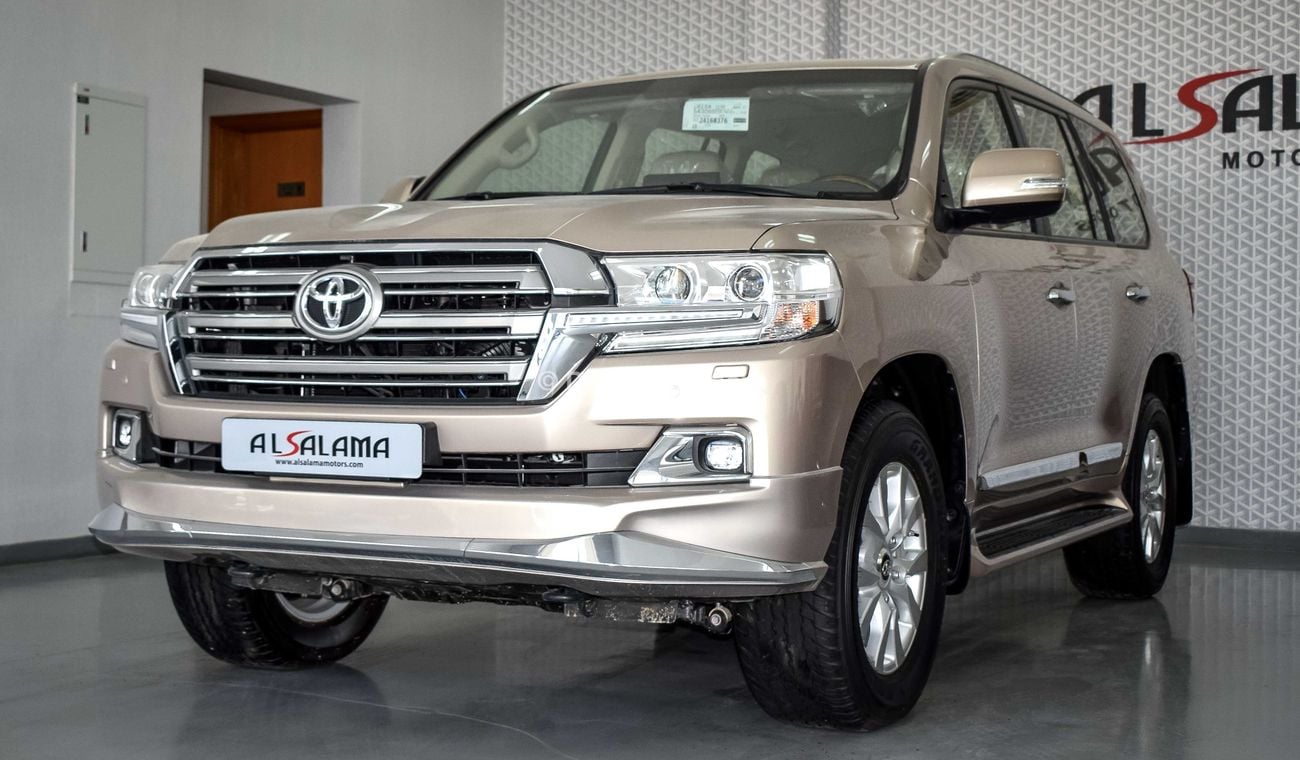 Toyota Land Cruiser GXR V8