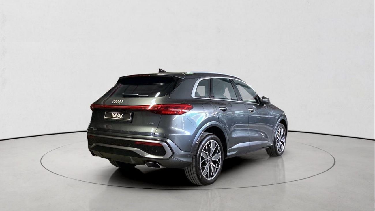 Audi Q5 45 TFSI S-LINE 2.0 150KW MHEV S TRONIC S LINE MID | Guaranteed Warranty | 0 Down Payment