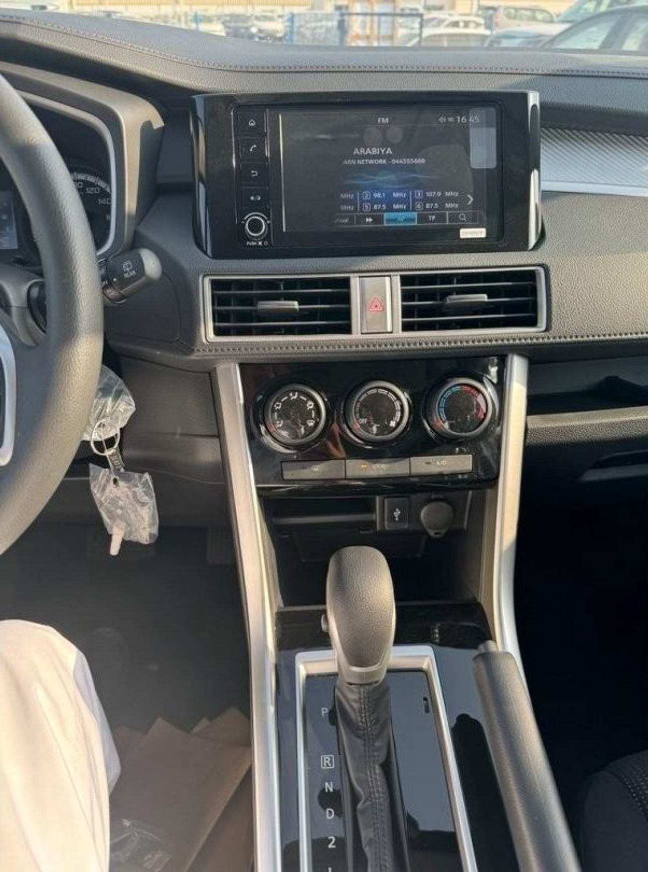 ميتسوبيشي إكسباندر 1.5L 4cyl petrol Full Option Zero KM