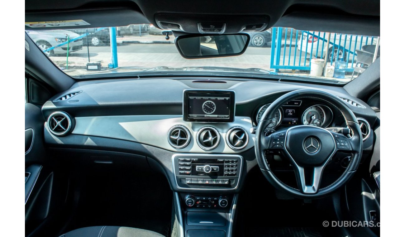 Mercedes-Benz GLA 180 (2015) Japan Import