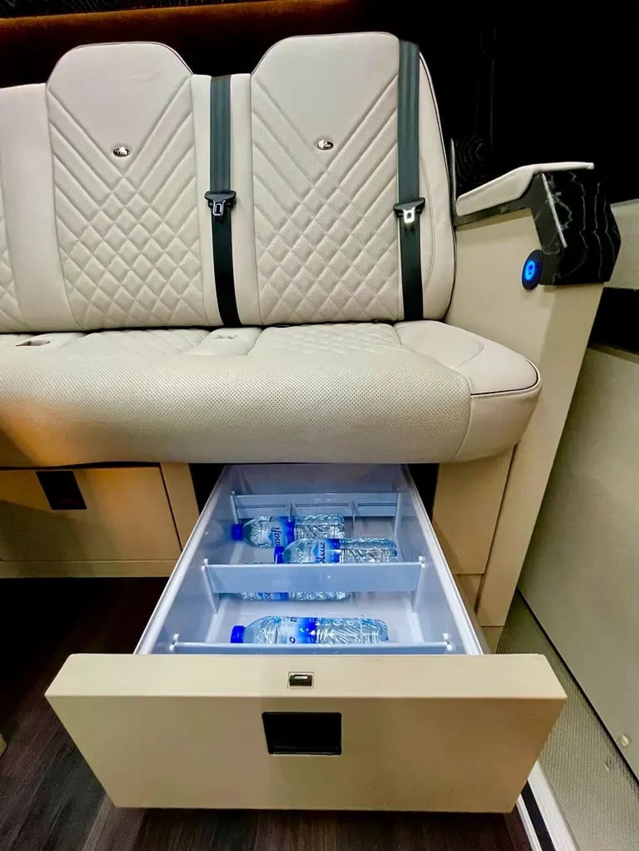 Mercedes-Benz Sprinter VVIP MERCEDES with Bathroom, Additional AC and Air Suspension - 2 Years Warranty VLINE