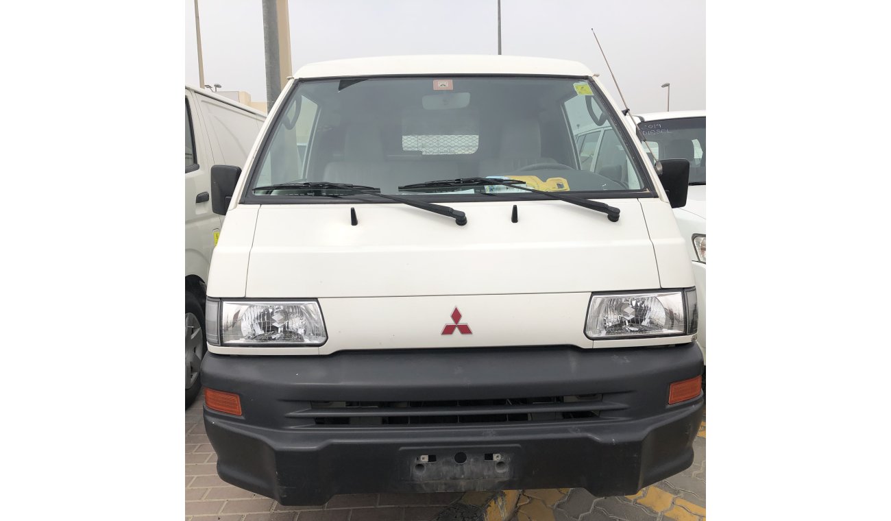 ميتسوبيشي L300 MITSUBISHI L300 VAN, MODEL:2014.EXCELLENT CONDITION