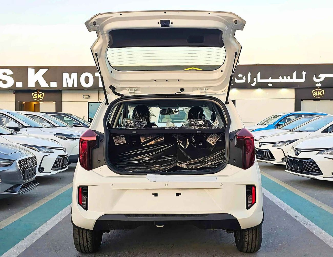 Kia Picanto GL / 1.2L V4 PETROL / A/T / DVD+CAMERA / 2024 MY