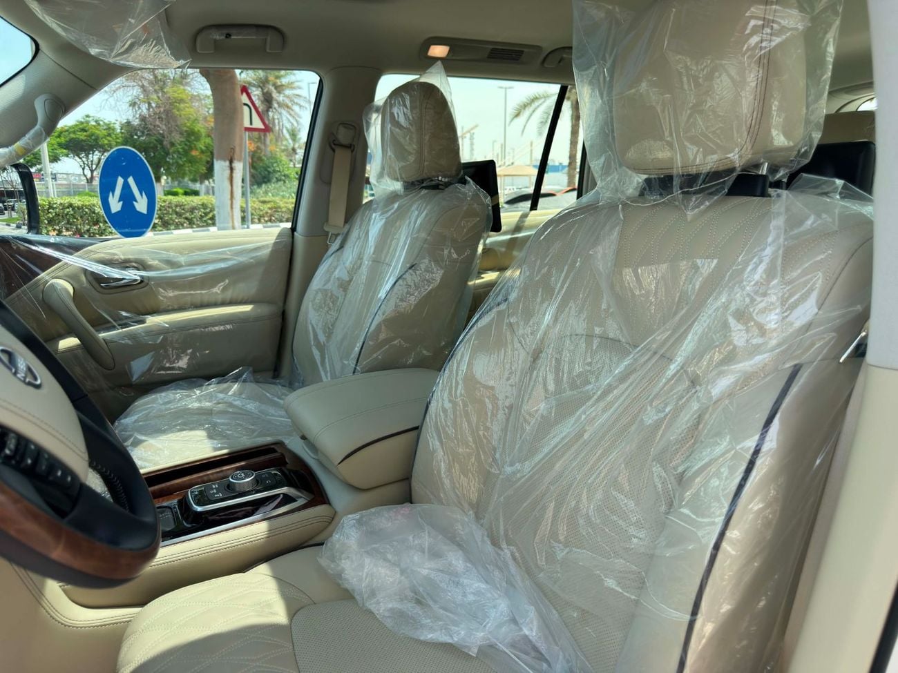 Nissan Patrol LE PLATINUM CITY **2024**BRAND NEW GCC SPEC