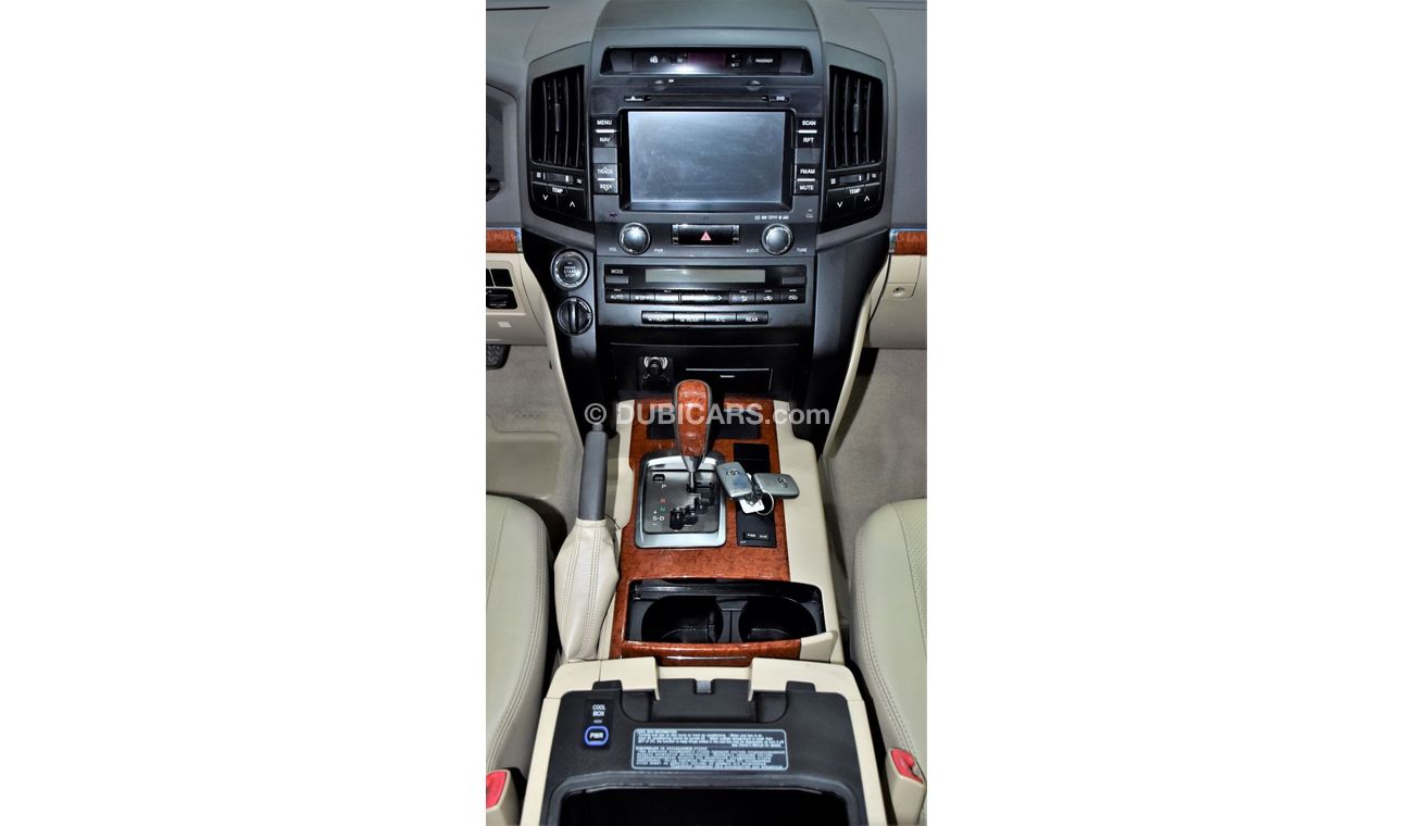 تويوتا لاند كروزر EXCELLENT DEAL for our Toyota Land Cruiser GXR ( 2013 Model ) in White Color GCC Specs