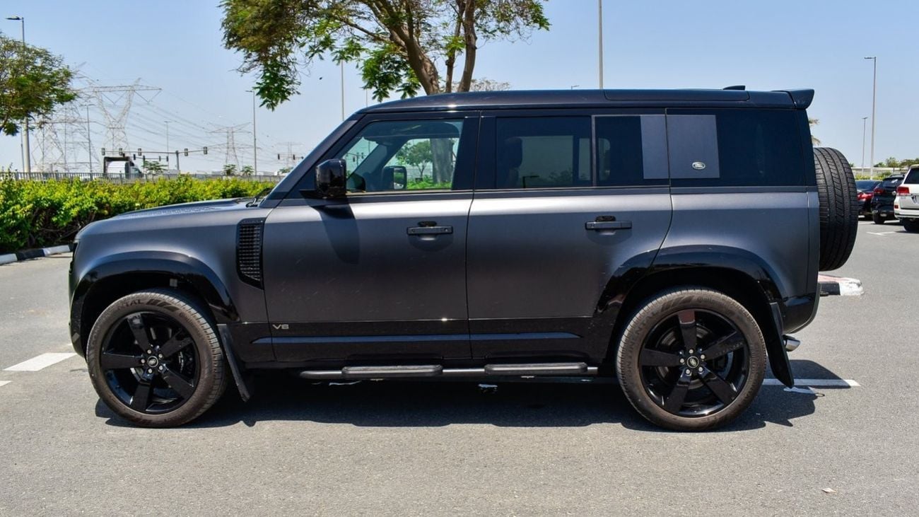 لاند روفر ديفندر V8