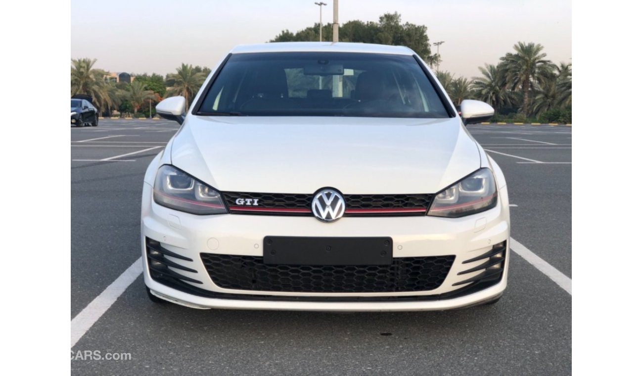 Volkswagen Golf GTI MODEL 2014 GCC CAR PREFECT CONDITION INSIDE AND OUTSIDE LOW MILEAGE FULL ELECTRIC CONTROL STEERI
